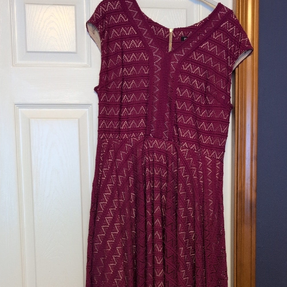 Roz & Ali Rose Colored Midi Dress